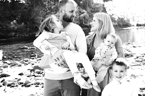 Green Family Portraits 0012