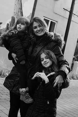 Brum Family Portraits - 01.31.20 0128