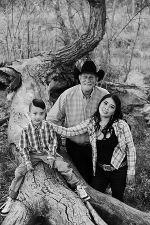 Clay Family Portraits 0010
