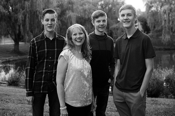 Bassett Family Portraits_7.28.20_0093
