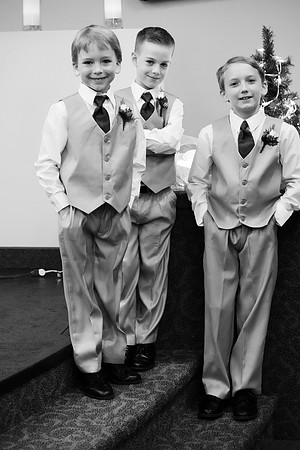 B_Josh and Katie_Pre Ceremony Formals0222