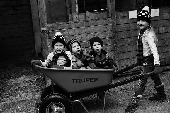 Ford Family0114