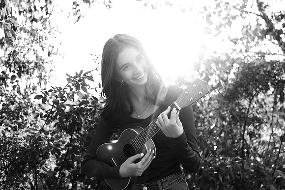 Rebekah_BW_0026