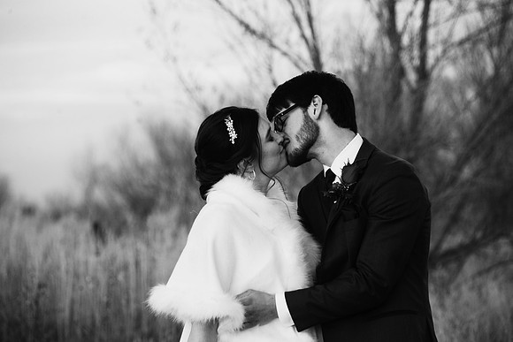 E_Josh and Katie_Romantic Set0934