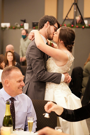 F_Josh and Katie_Reception1046