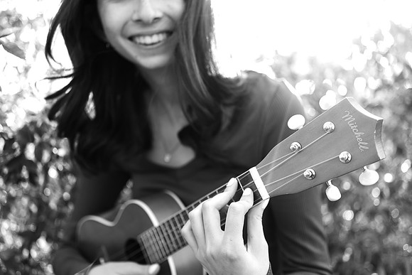 Rebekah_BW_0024