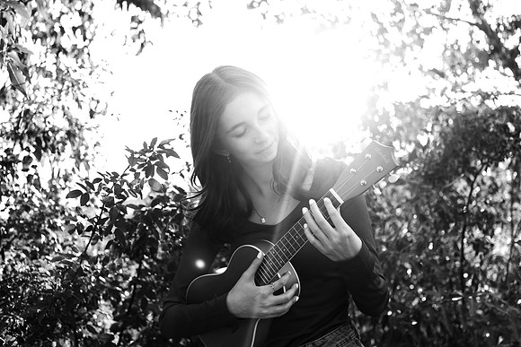 Rebekah_BW_0025