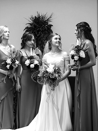 B_Pre Ceremony Formals_0041