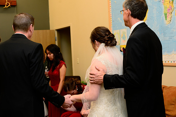 A_Josh and Katie_Pre Ceremony0144