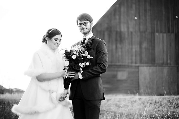 E_Josh and Katie_Romantic Set0861